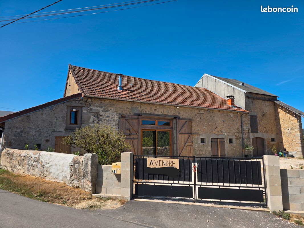 Maison 6 pièces 140 m² · à Brassy · 140 m² · 168 000 €