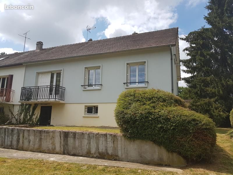 Maison 6 pièces 130 m² · à Rainvillers · 130 m² · 820 €/mois