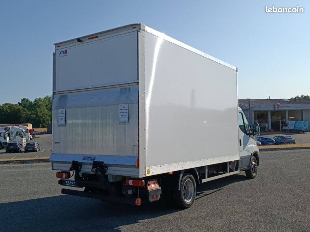 Iveco Daily Caisse hayon CCb 35C16H empattement 4100 3.0 (image 4)