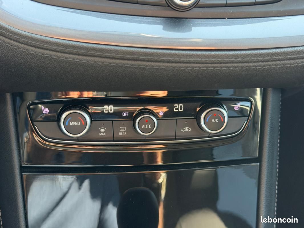 Opel Grandland X BUSINESS 1.5 Diesel 130 ch BVA6 Innovation (image 10)