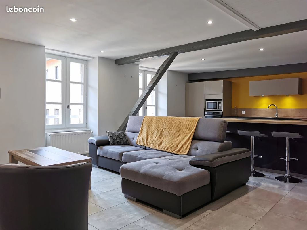 Appartement 4 pièces 74 m² · à Aurillac · 74 m² · 715 €
