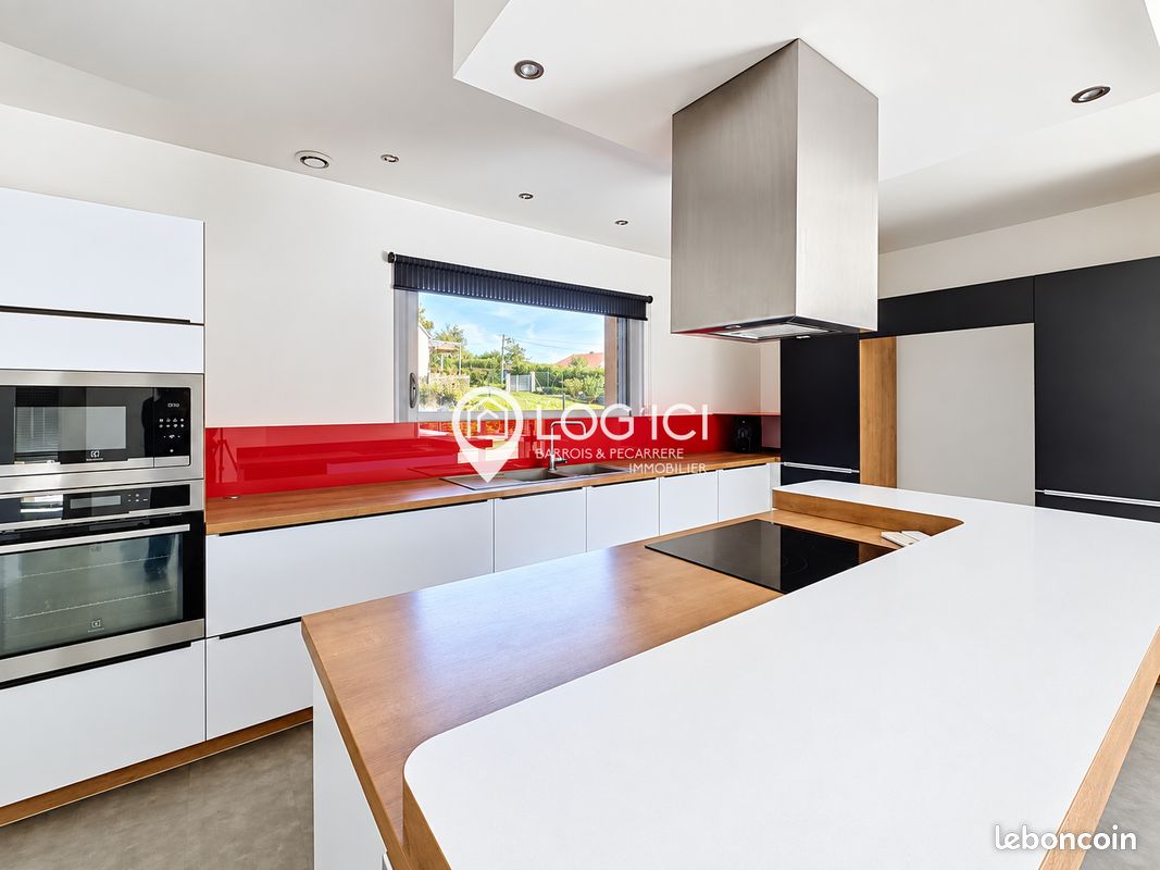 Maison 6 pièces 136 m² · à Ger · 136 m² · 349 500 €