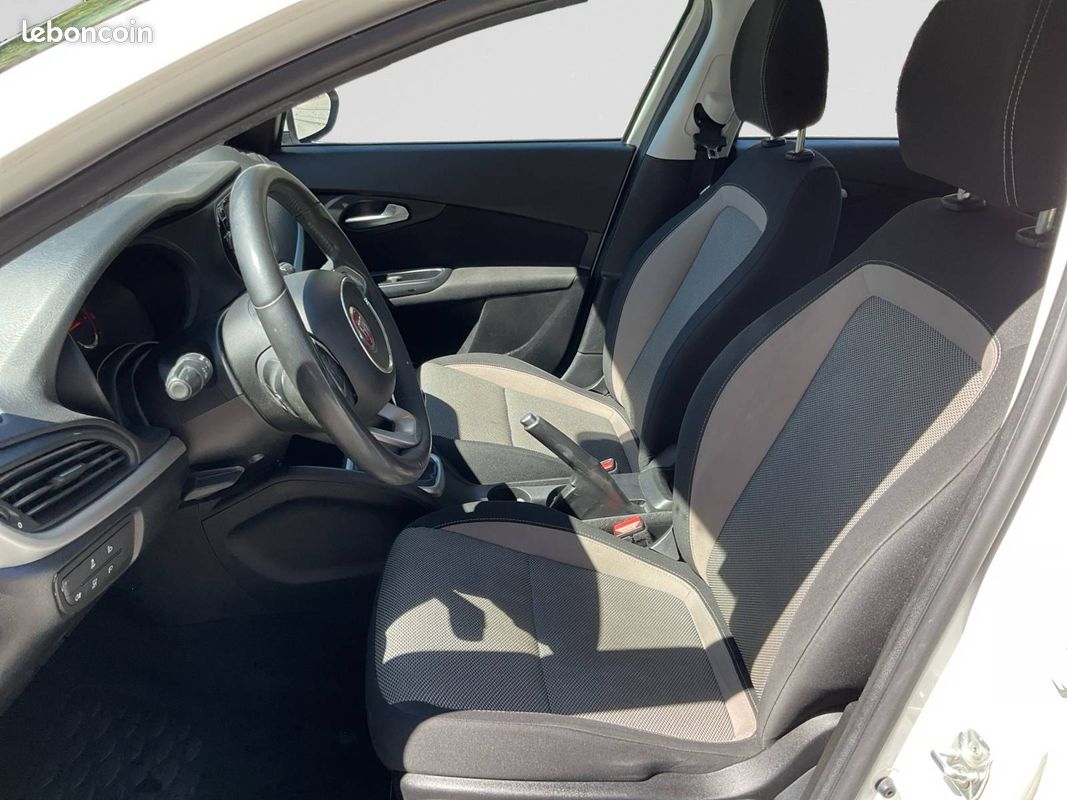 FIAT Tipo 1.6 MultiJet 120 ch Pop (image 10)