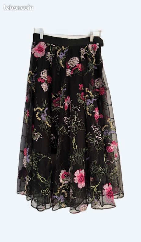 Jupe Fleurie Sur Fond Noir - Taille 44, Longueur 88 Cm - Neuve Jamais Portée