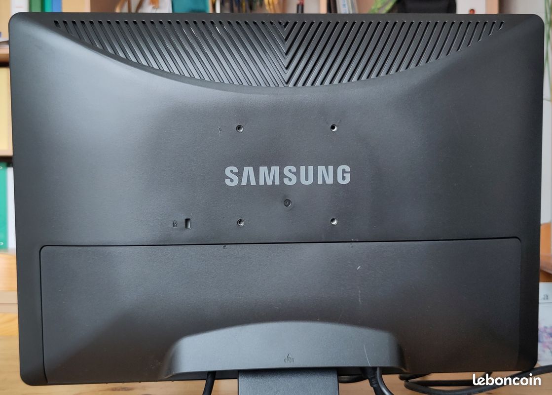 Ecran Samsung SyncMaster 931 BW (image 7)