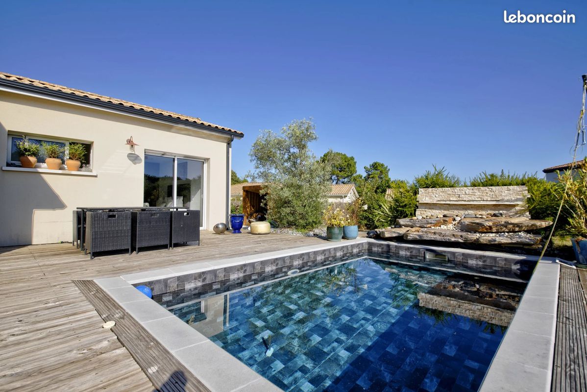 Maison 6 pièces 137 m² · à La Brède · 137 m² · 475 000 €