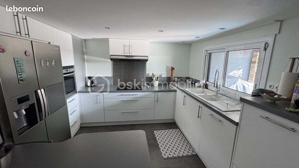 Villa 5 pièces 320 m² (image 16)