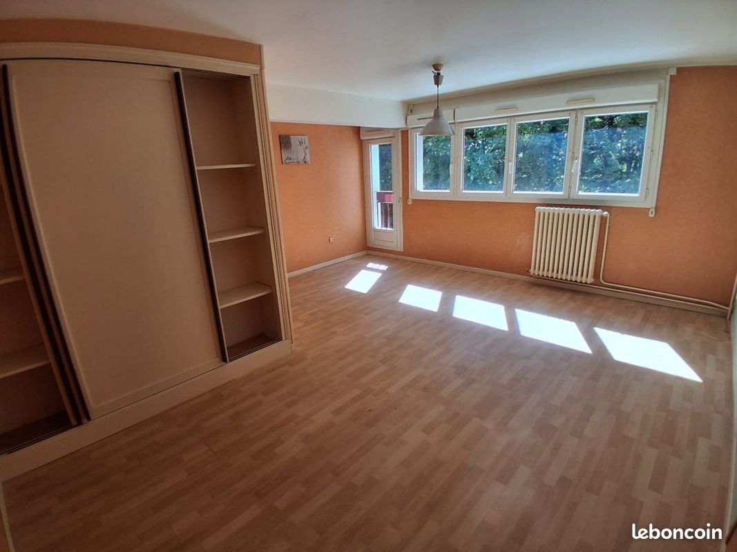 Appartement 1 pièce 43 m² · à Montmédy · 43 m² · 590 €