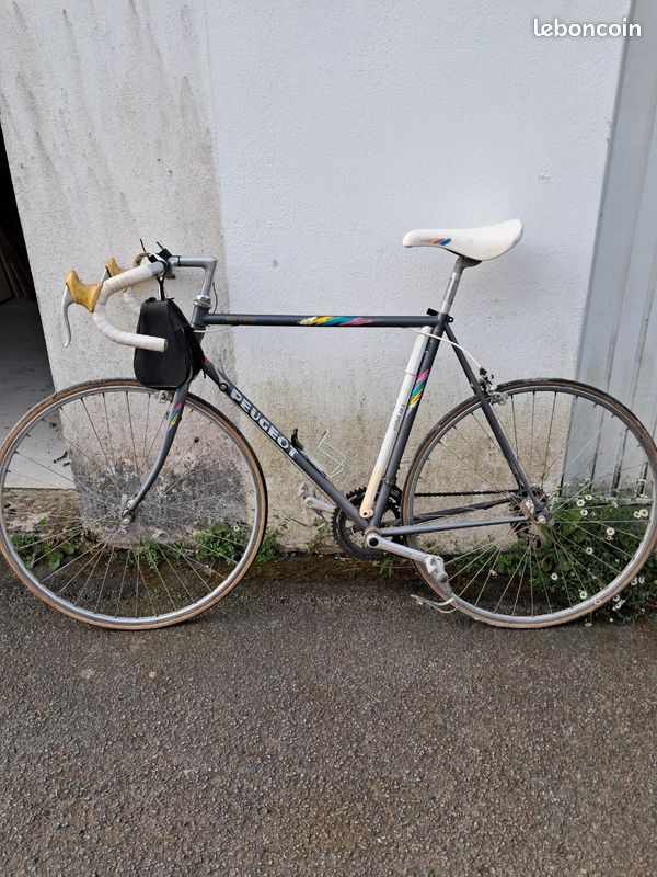 Vélo de course Vintage Peugeot (défectueux) | Kaufen auf Ricardo