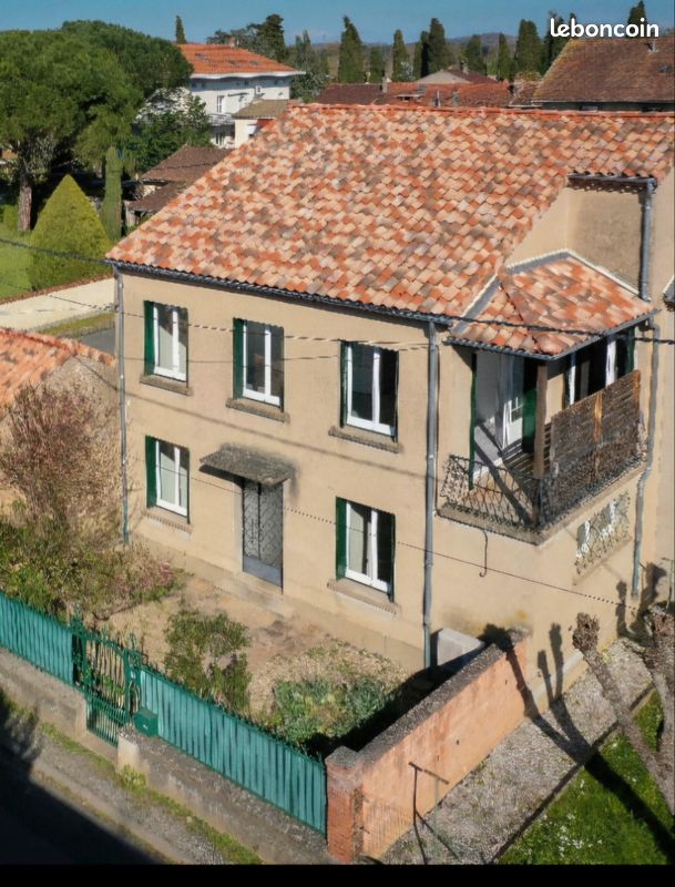 Maison 4 pièces 120 m² · à Graulhet · 120 m² · 840 €