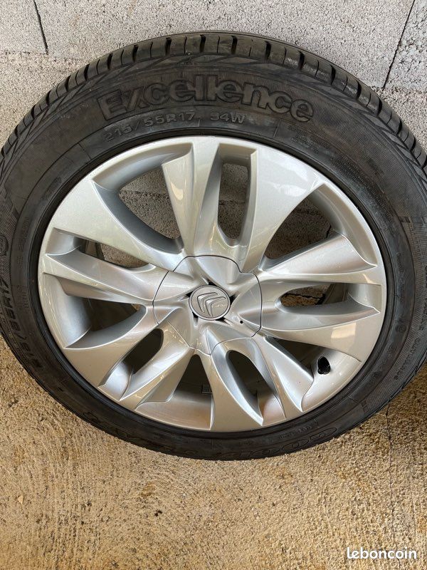 4 roues ds5 215.55.17 (image 3)