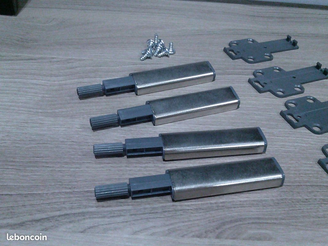 4 Poussoirs porte Ikea besta (image 2)