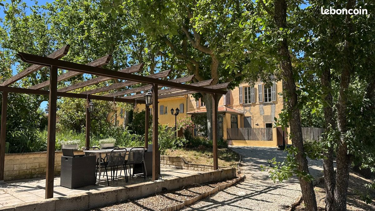 Appartement 3 pièces 48 m² · à Aix-en-Provence · 48 m² · 280 000 €