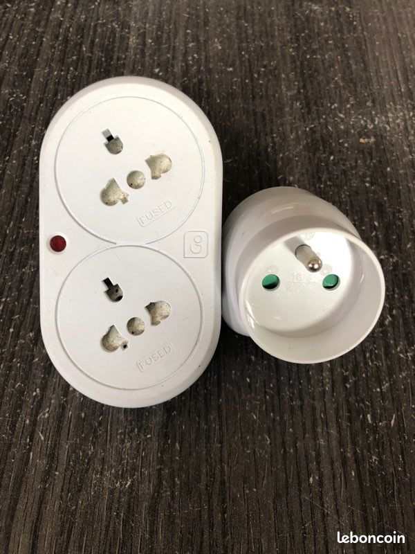 Adapteur UK/FR (image 1)