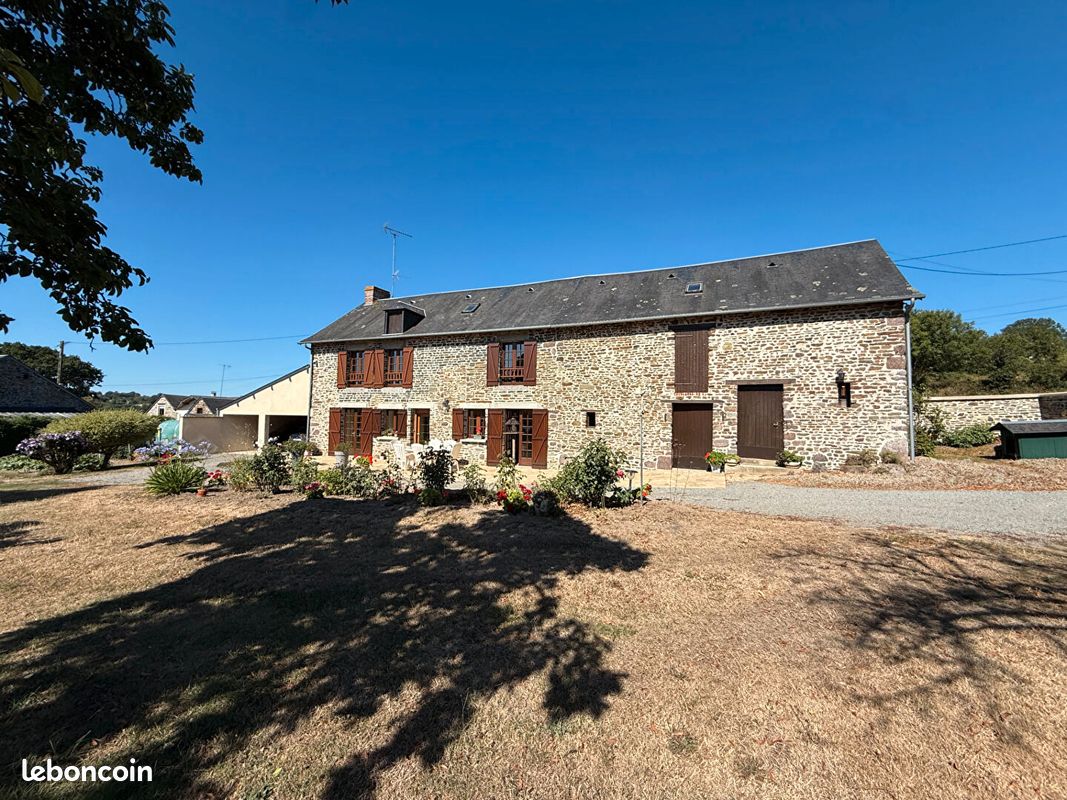 Maison 5 pièces 101 m² · à Pont-d'Ouilly · 101 m² · 225 000 €