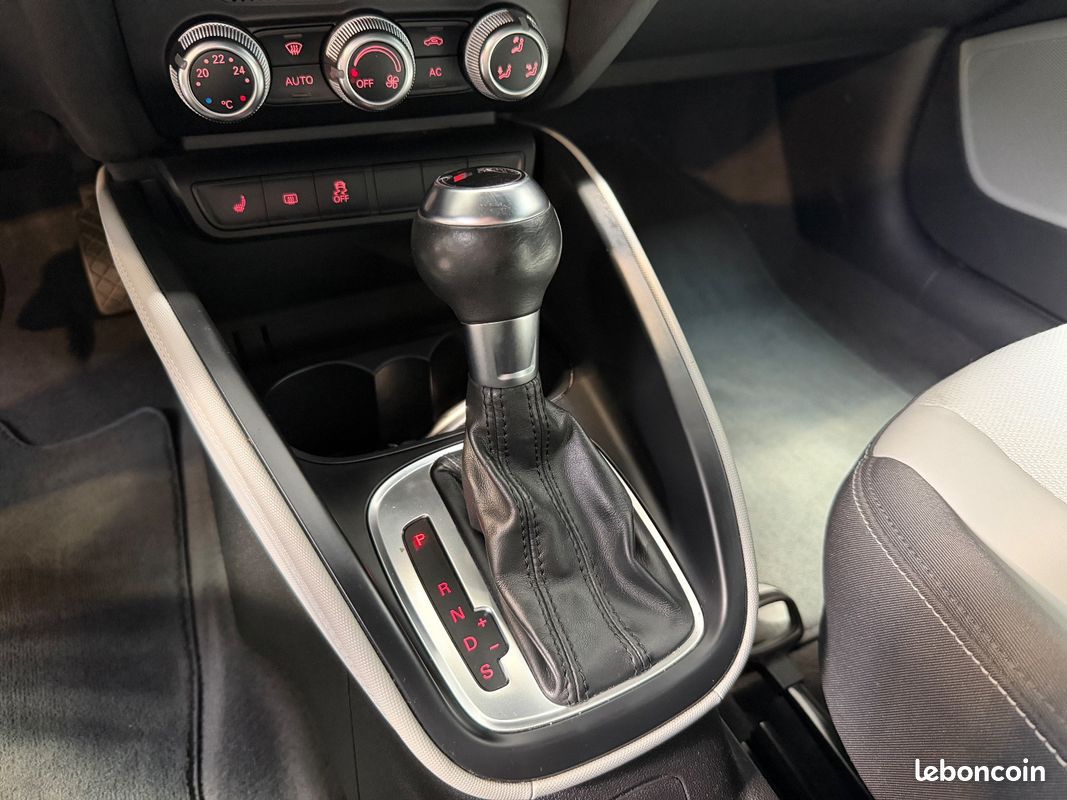 Audi A1 S-LINE 1,4L TFSI 185Ch S-TRONIC (image 22)