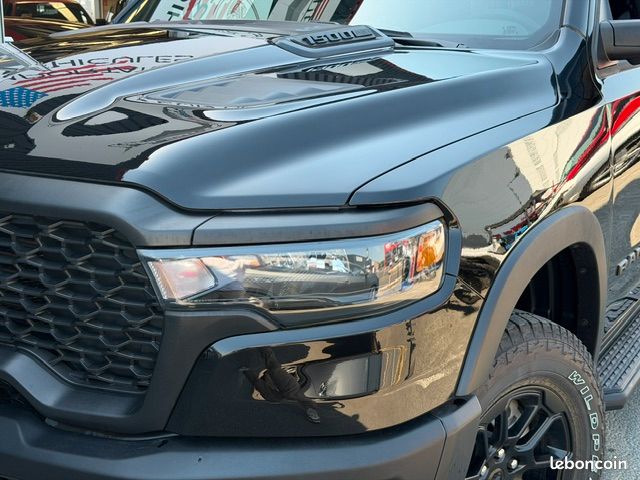 Dodge Ram 1500 REBEL BLACK EDITION (image 2)