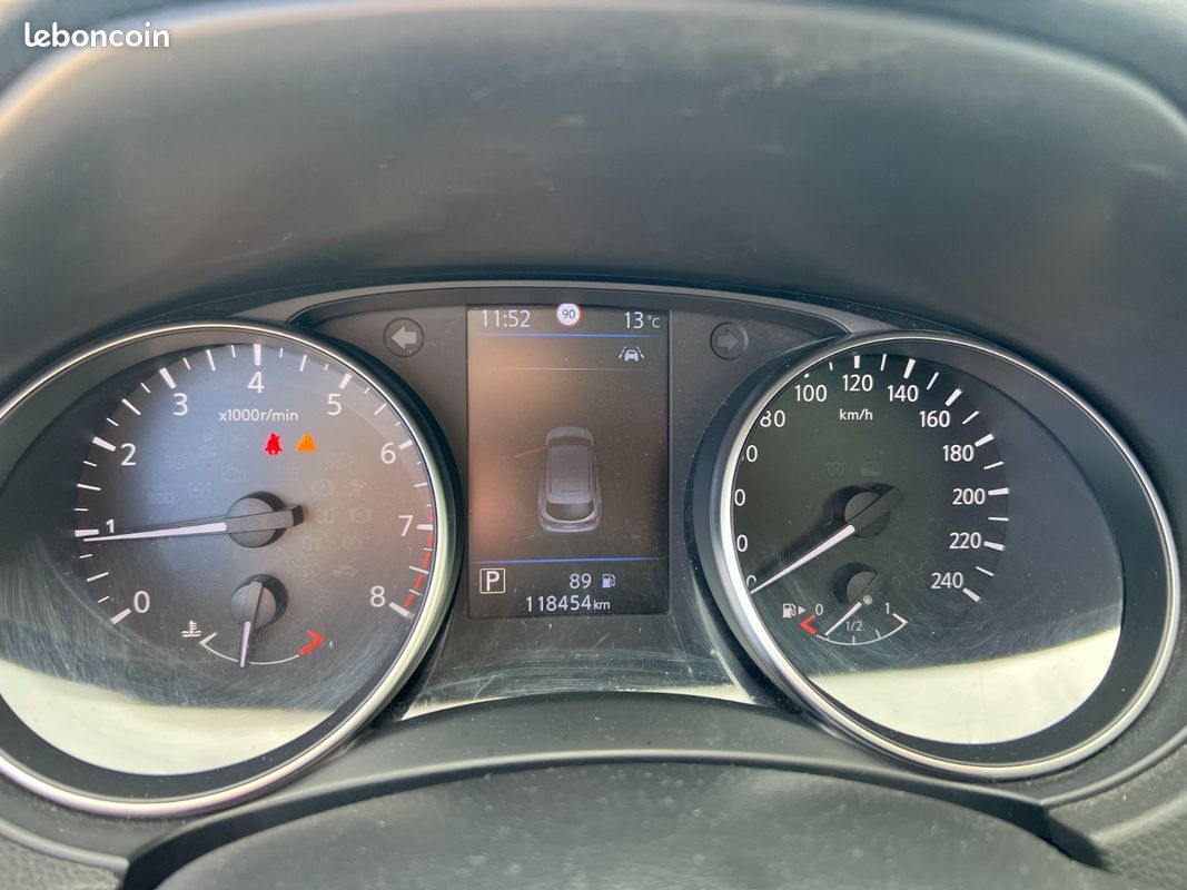 NISSAN QASHQAI 2019 EVAPO 1.3 DIG-T 160 DCT N-Connecta (image 19)