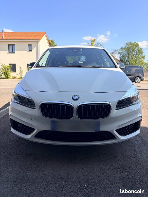 BMW Série 2 Active Tourer 225xe iPerformance (image 1)