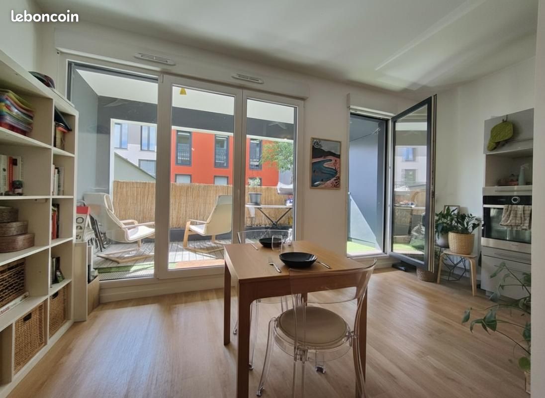 Appartement 3 pièces 32 m² · à Montreuil · 32 m² · 980 €/mois