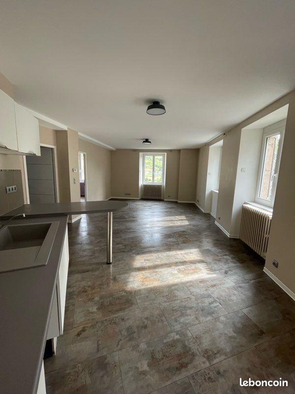 Appartement 3 pièces 72 m² · à Millau · 72 m² · 660 €/mois