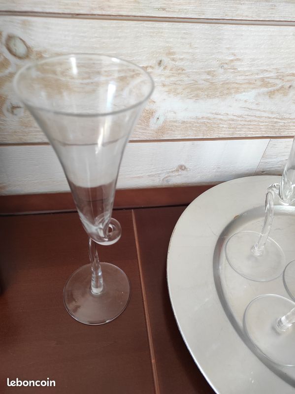 Flutes à champagne ou pour cocktail et son plateau (image 3)