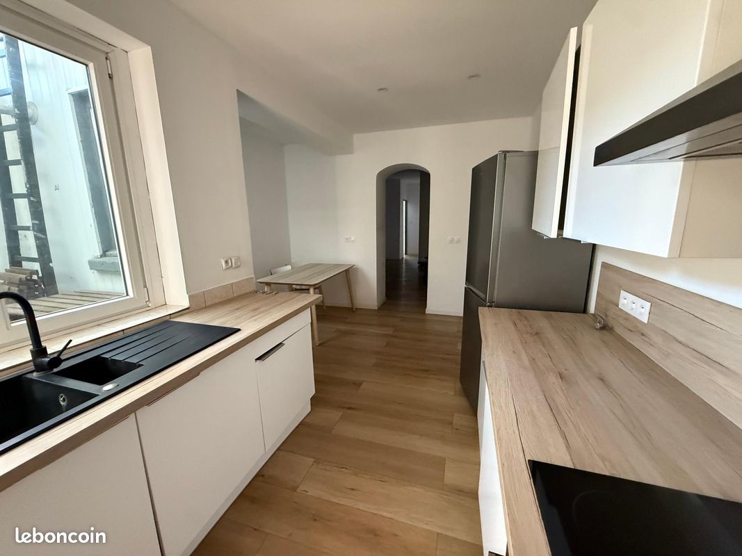 Immeuble 5 pièces 150 m² · à Roubaix · 150 m² · 230 000 €