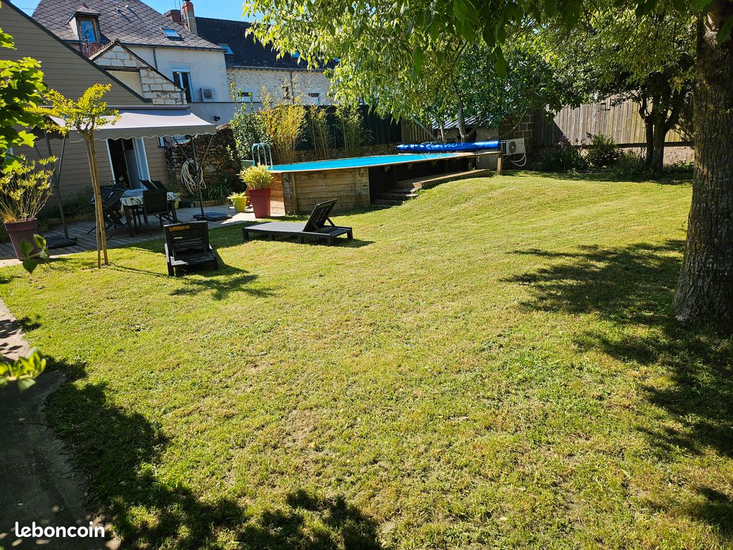 Maison 8 pièces 160 m² · au Lion-d'Angers · 160 m² · 375 000 €