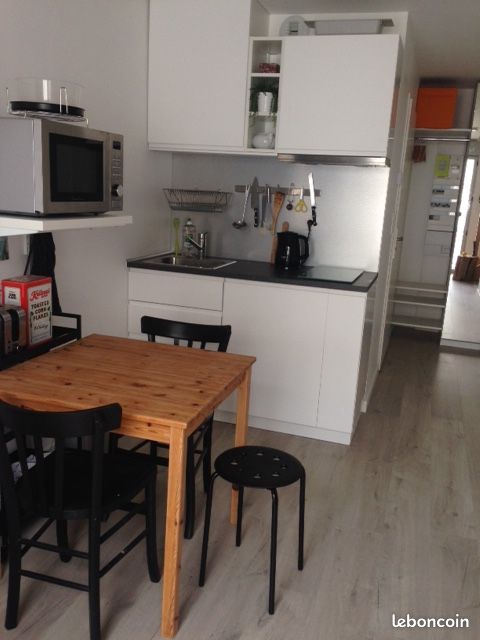 Appartement 1 pièce 35 m² · à Oullins-Pierre-Bénite · 35 m² · 700 €/mois
