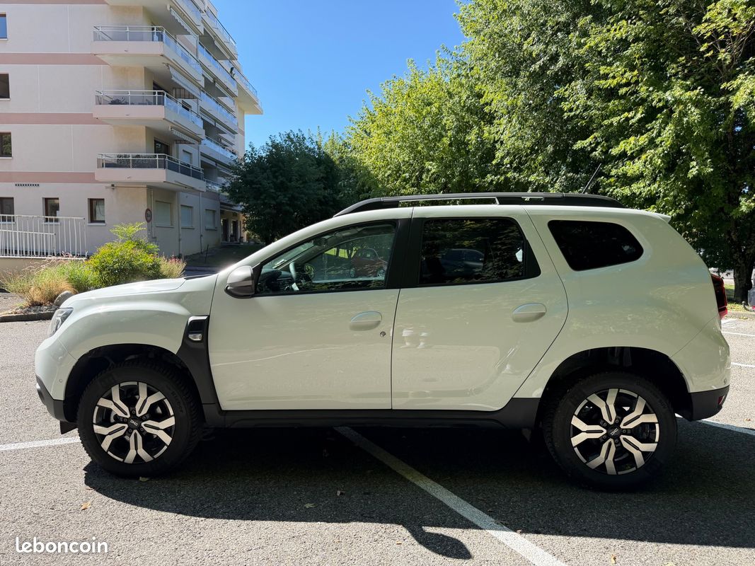 Dacia Duster 1.3 TCE 150ch JOURNEY EDC 4x2 (image 8)