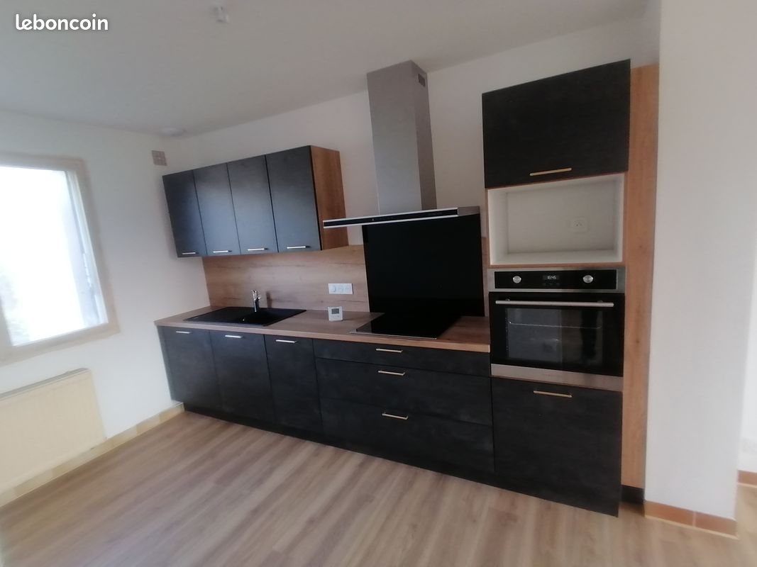 Maison 5 pièces 95 m² · à Trélissac · 95 m² · 950 €