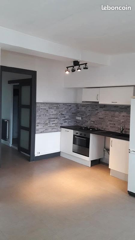 Appartement 4 pièces 74 m² · à Saint-Étienne · 74 m² · 500 €/mois