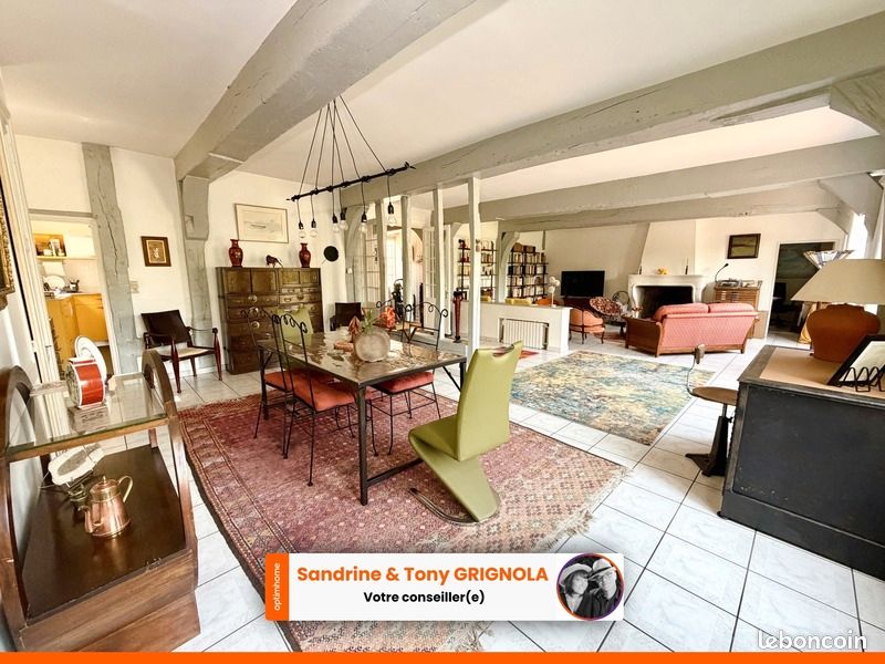Maison 8 pièces 241 m² · à Bernay · 241 m² · 595 000 €
