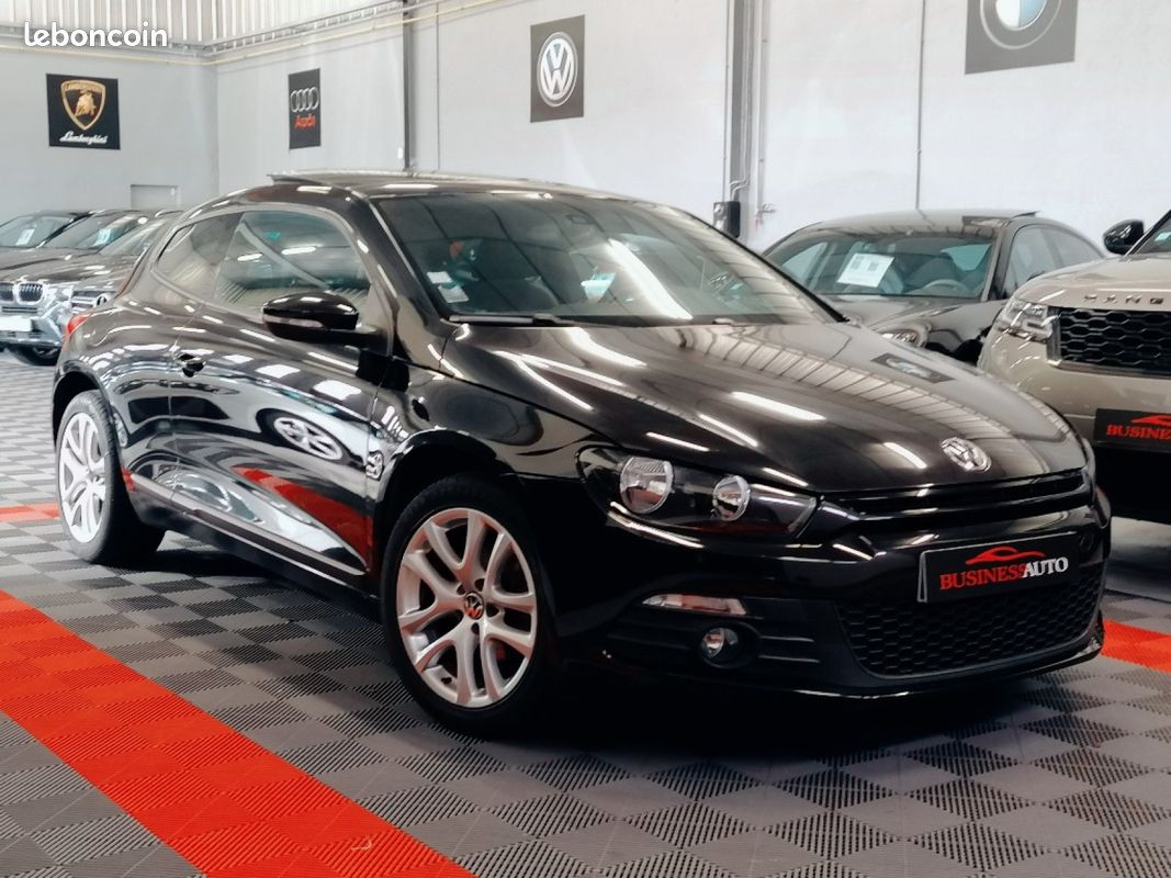 VOLKSWAGEN SCIROCCO 2.0 TDI 140 FAP Sportline DSG6 (image 1)