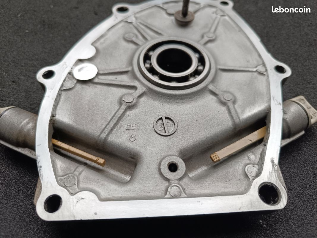 Carter gauche SANS les vis niveau moteur subaru 211 kx21 ex21 karting ufolep jeunes (image 4)