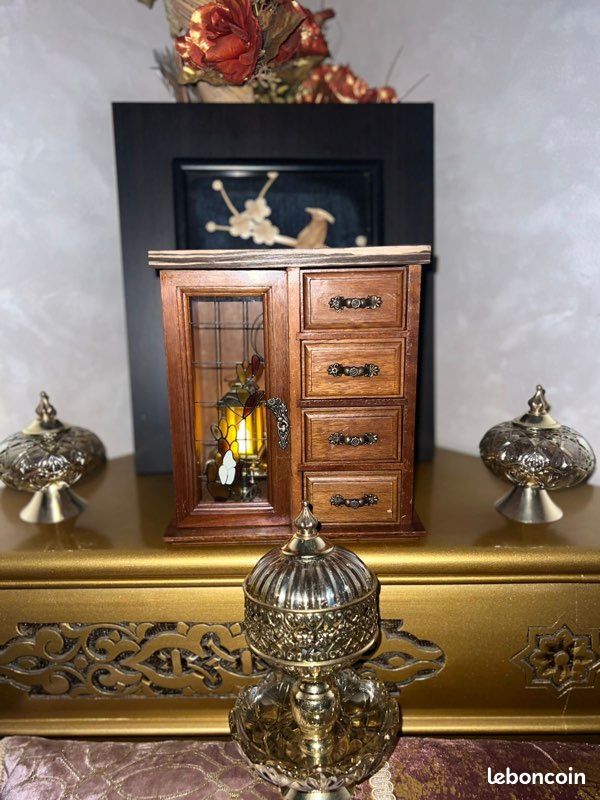 Armoire à accessoires (image 2)