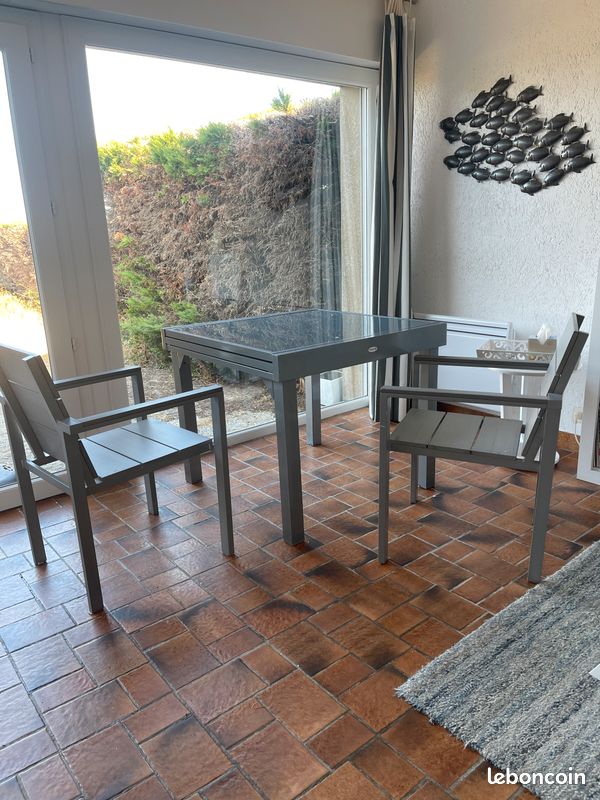 Table (image 1)
