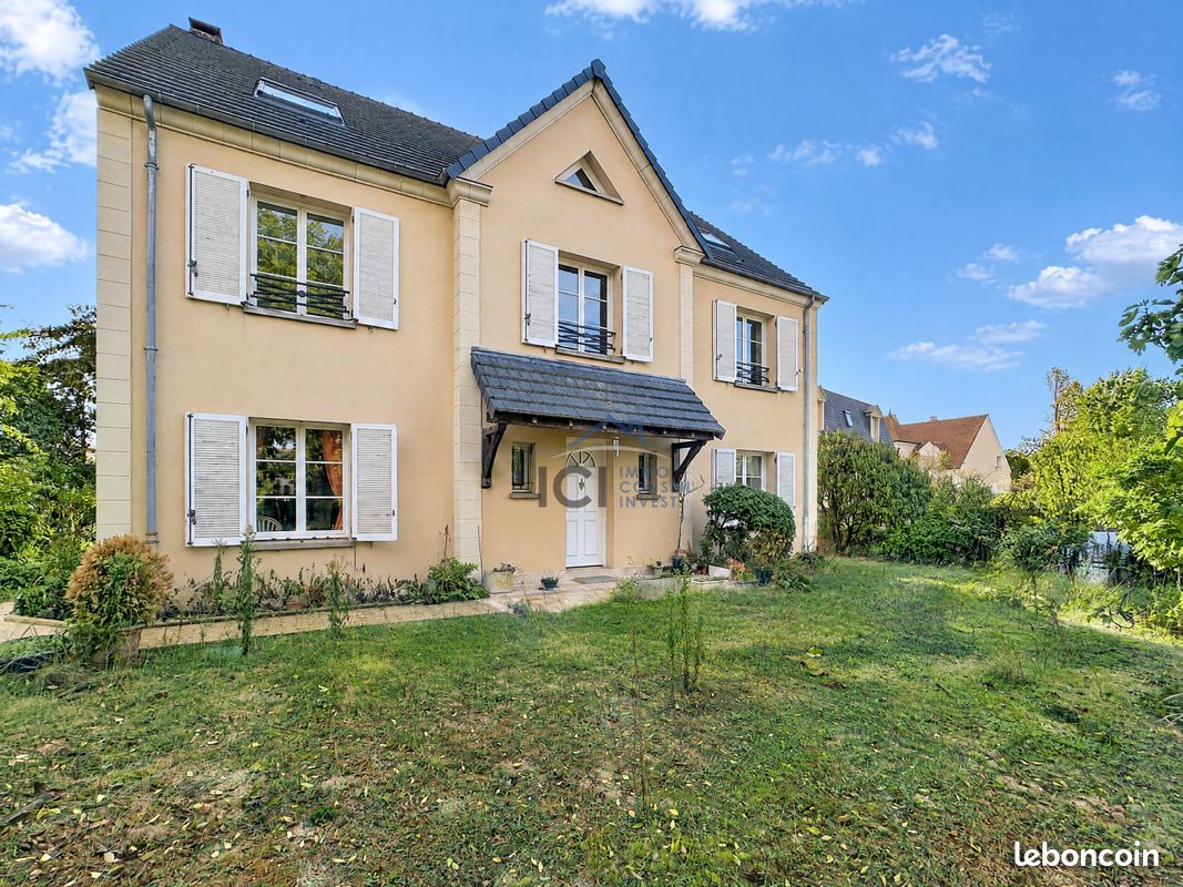 Maison 5 pièces 218 m² · à Chatou · 218 m² · 1 201 750 €