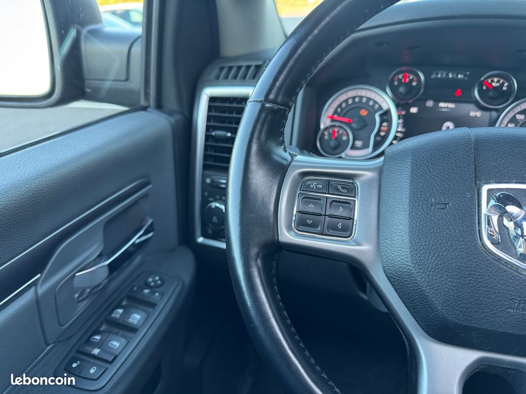 DODGE RAM 1500 CREW CAB CLASSIC PACK BLACK 5.7 v8 (image 23)