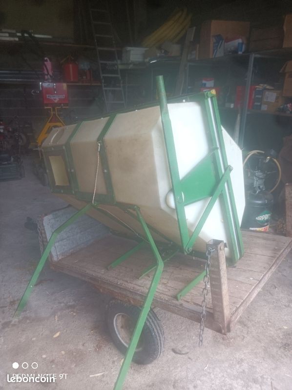 John Deere bac de ramassage (image 1)