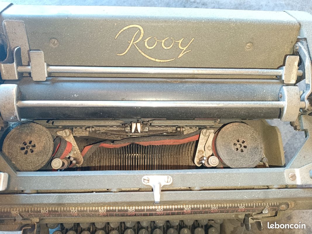 Machine à écrire (image 2)