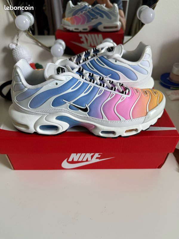 Pastel Rainbow Tn Rose Bleu Sneakers Chaussure Arc En Ciel Nike