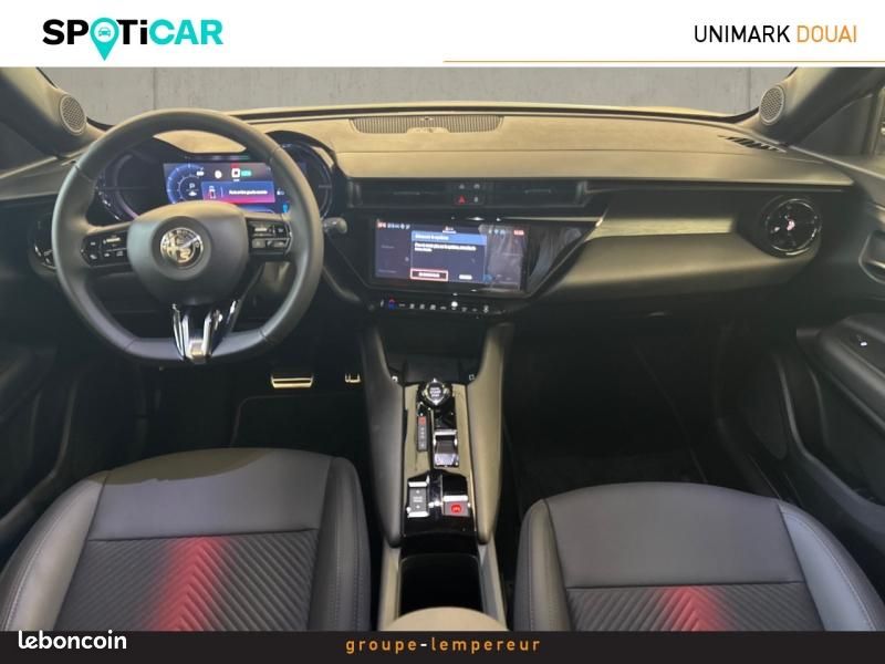 Alfa romeo Junior Elettrica 156ch Premium (image 8)