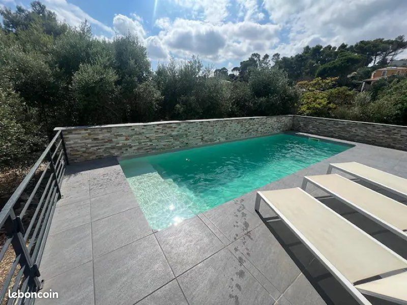 Maison 5 pièces 170 m² · à Nîmes · 170 m² · 3 150 €/mois