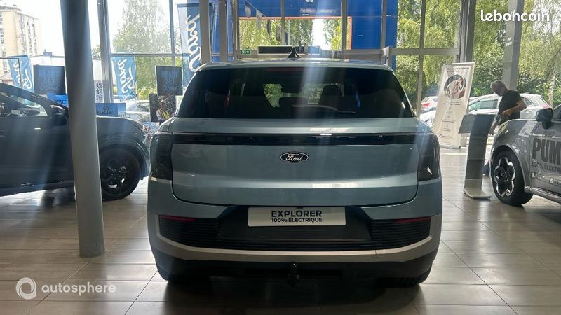 Ford Explorer 286ch Extended Range 77kWh Pack Premium RWD (image 6)