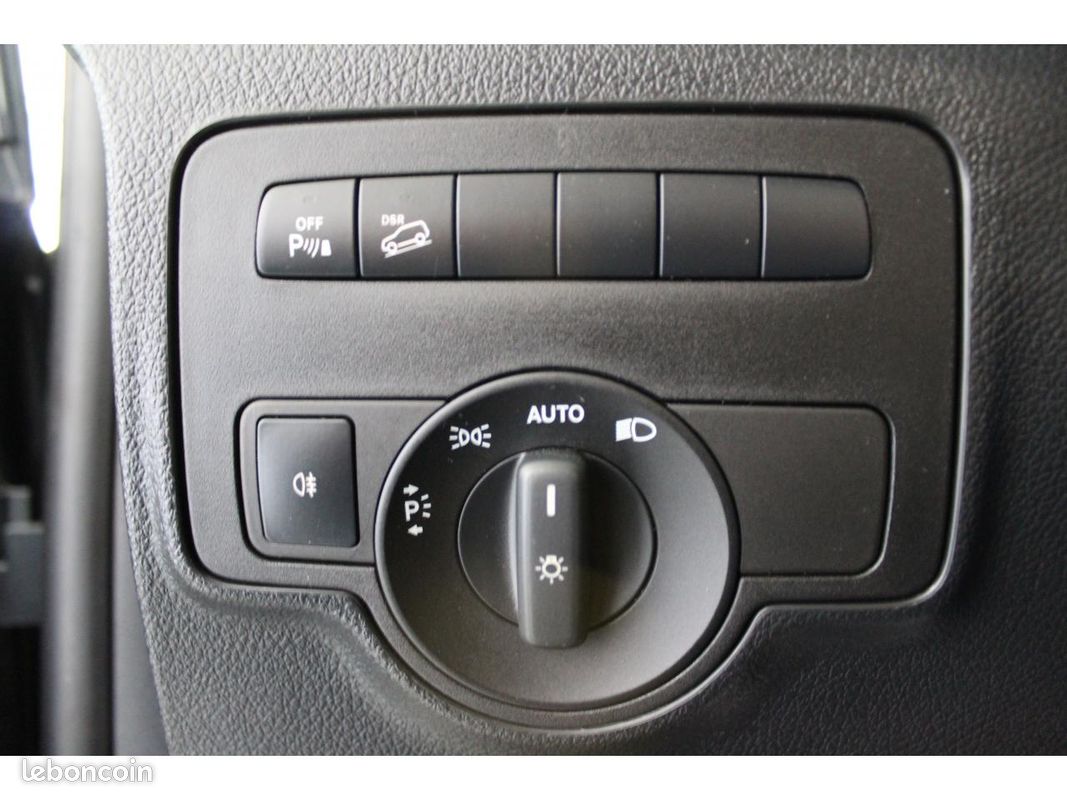 MERCEDES VITO Mixto Compact 119 CDI 7G-Tronic Plus Select 4X4 - Suivi Complet Mercedes (image 13)