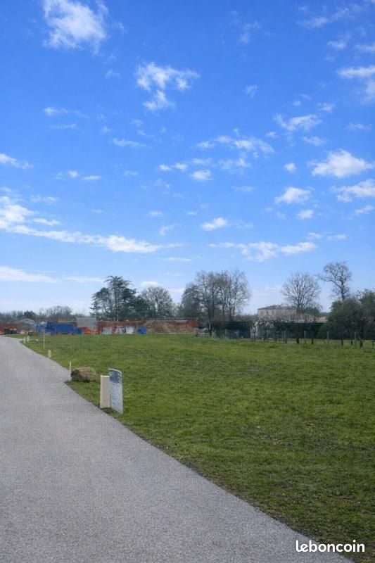 Terrain 531 m² Saujon · 69 000 €