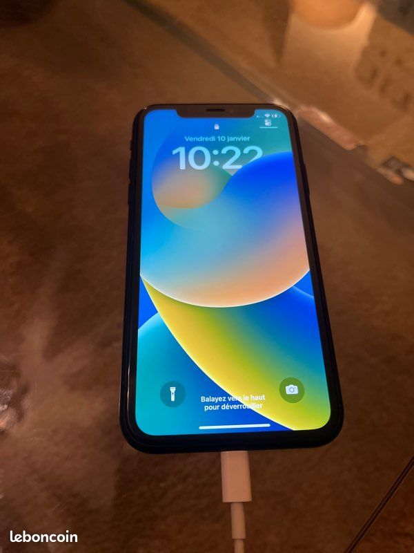 IPhone Xr reconditionné (image 1)