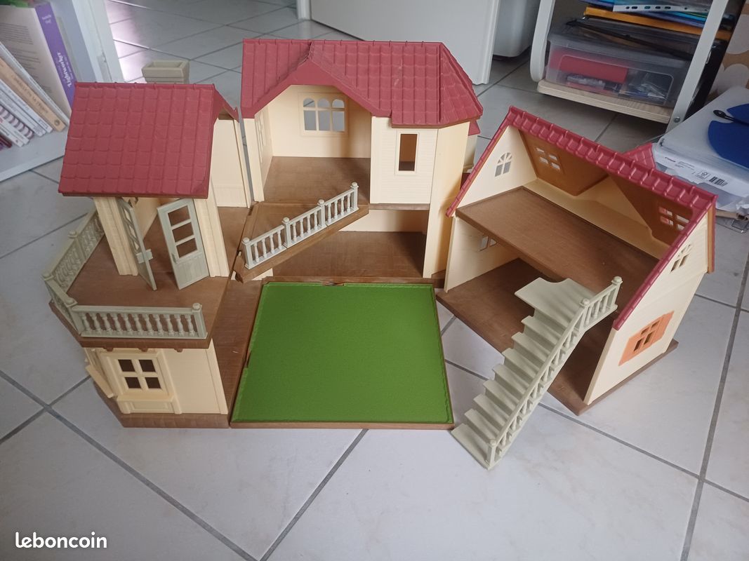 Lot géant sylvanian (image 1)