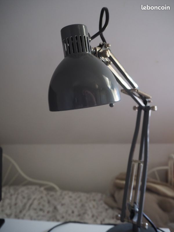 Lampe de bureau (image 1)